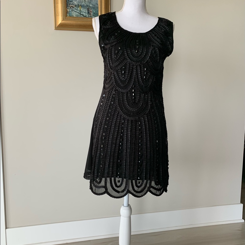 Fabulous black embellished mini dress 👗